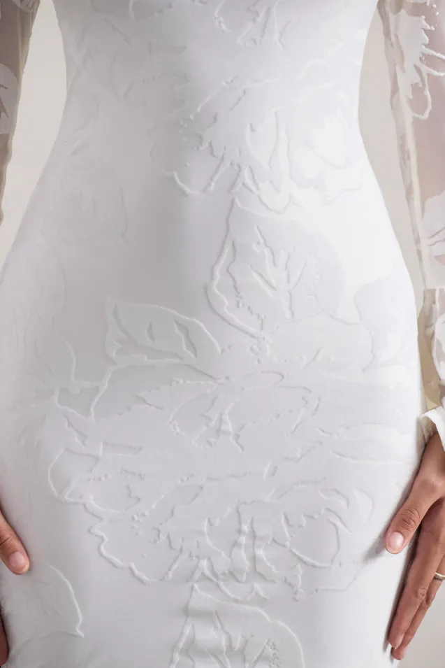 Della | White Bodycon Flared-Sleeve Micro Mini Dress