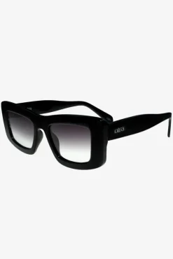 Marsha | Otra Black Thick Cat Eye Sunglasses