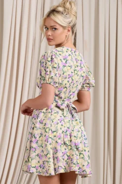 Si Si | Yellow Floral V-Neck Puff-Sleeved Buttoned Mini Dress