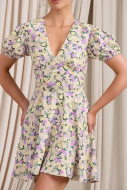 Si Si | Yellow Floral V-Neck Puff-Sleeved Buttoned Mini Dress