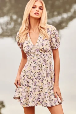 Si Si | Yellow Floral V-Neck Puff-Sleeved Buttoned Mini Dress