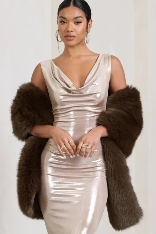 Softly | Brown Faux Fur Pull-Through Shawl